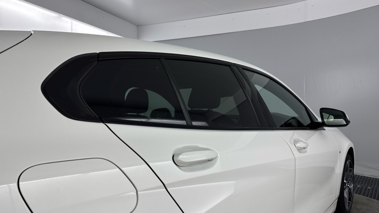 BMW 1 Series 118i M Sport 5dr Step Auto Petrol Hatchback